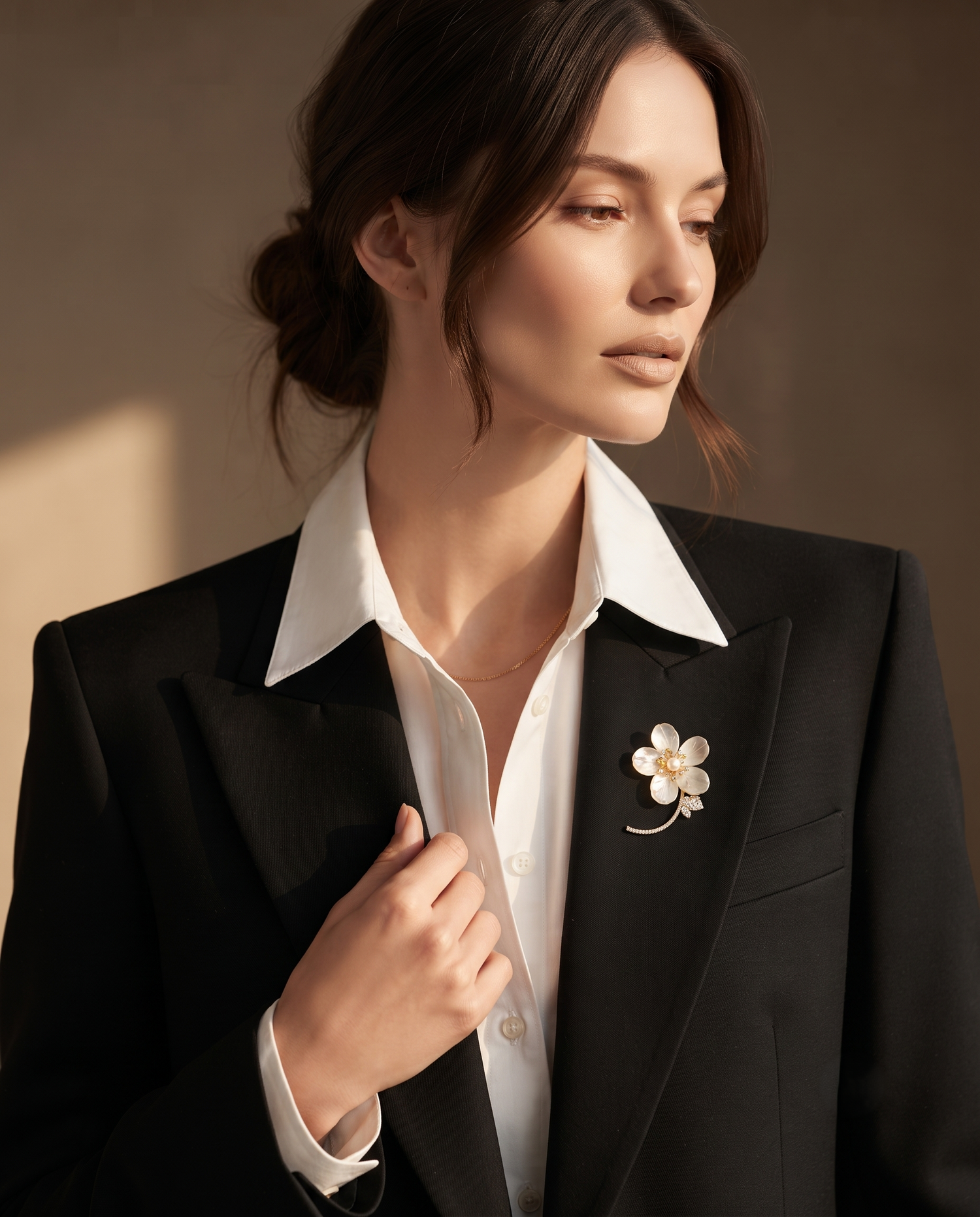 PEARL PETAL BLOSSOM BROOCH