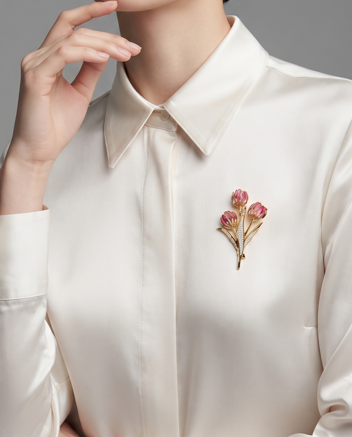 TRIPLE TULIP BLOOM BROOCH