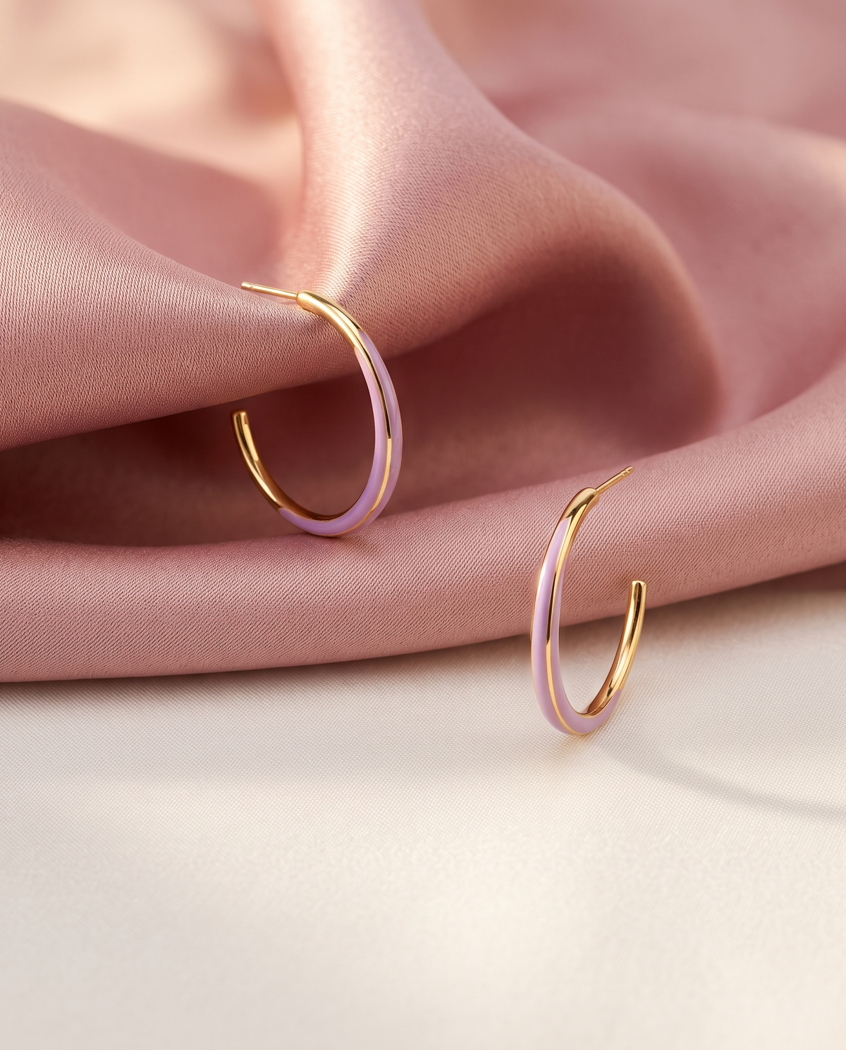 LAVINIA VIOLET EARRING