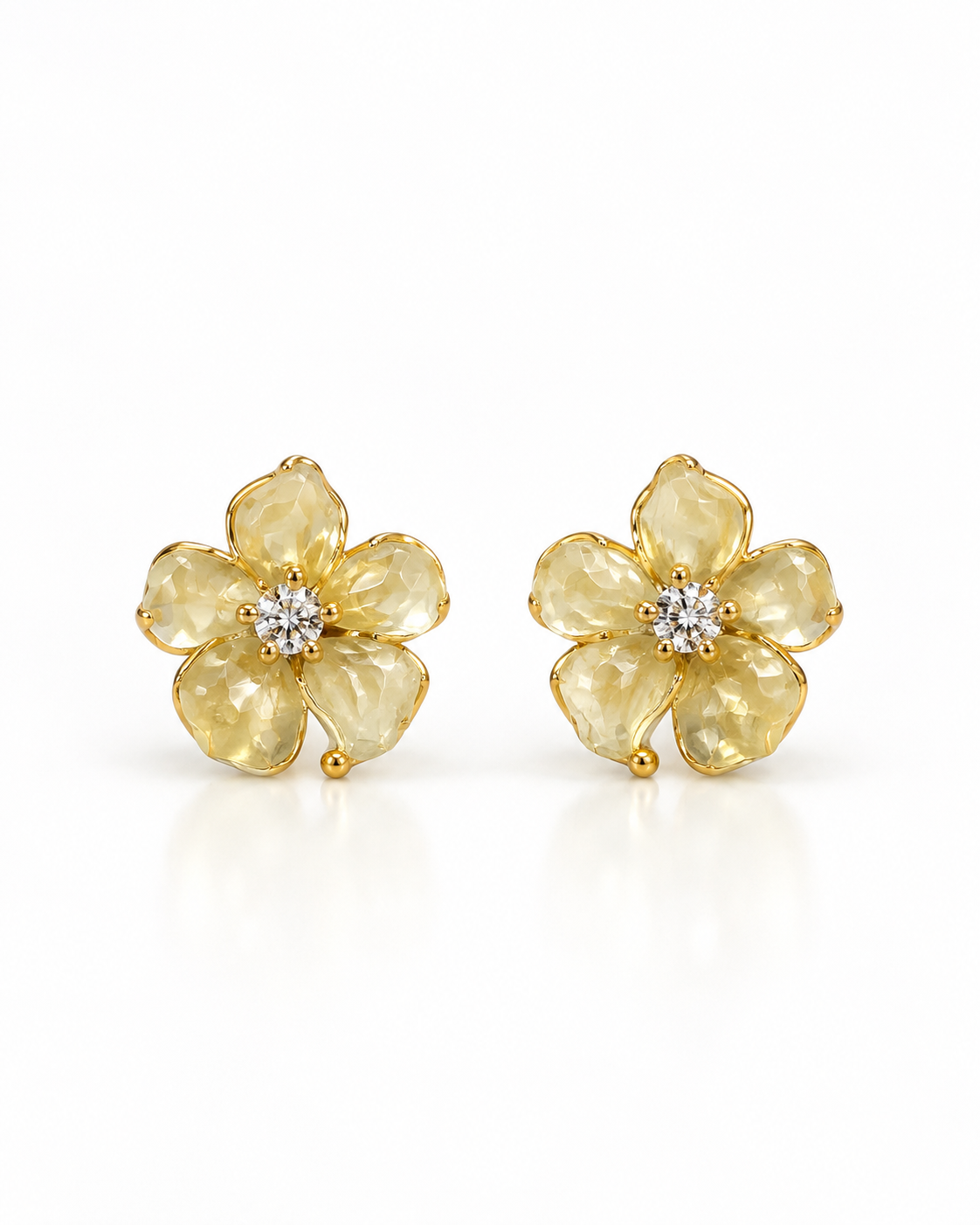 HAMMERED BLOOM CRYSTAL STUD EARRING