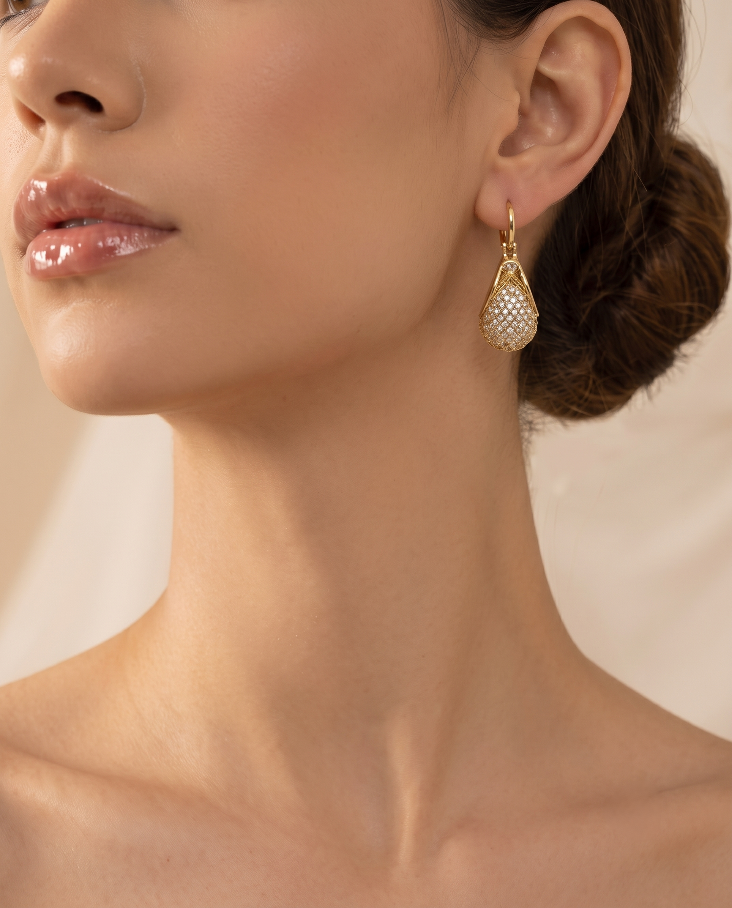 ETHEREAL MESH ORB EARRING