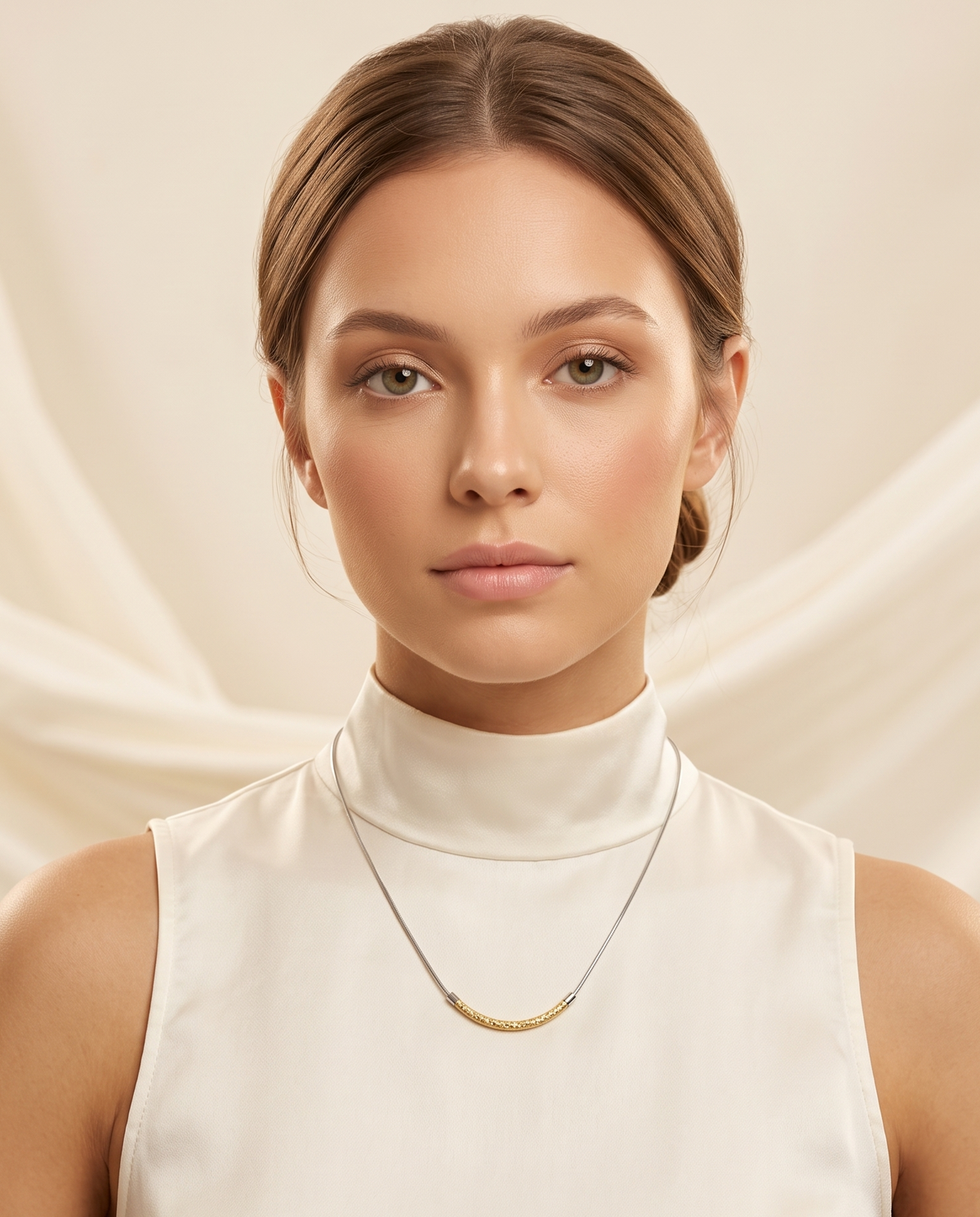 Contour Bar Necklace