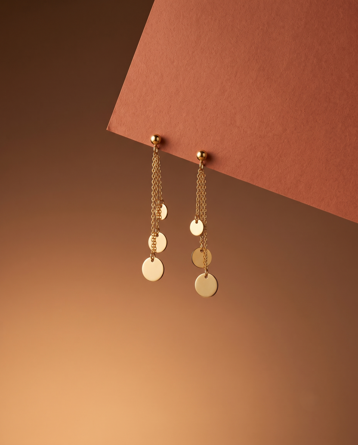 ELARA GOLD DROP EARRING
