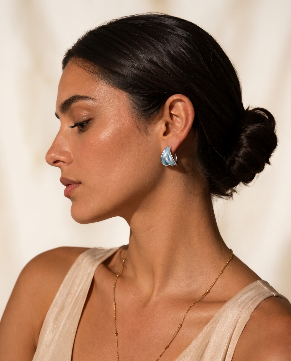 SERENE TIDE CURVE EARRING