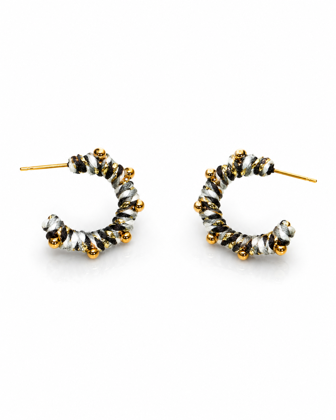 MIDNIGHT TWIST HOOP EARRING