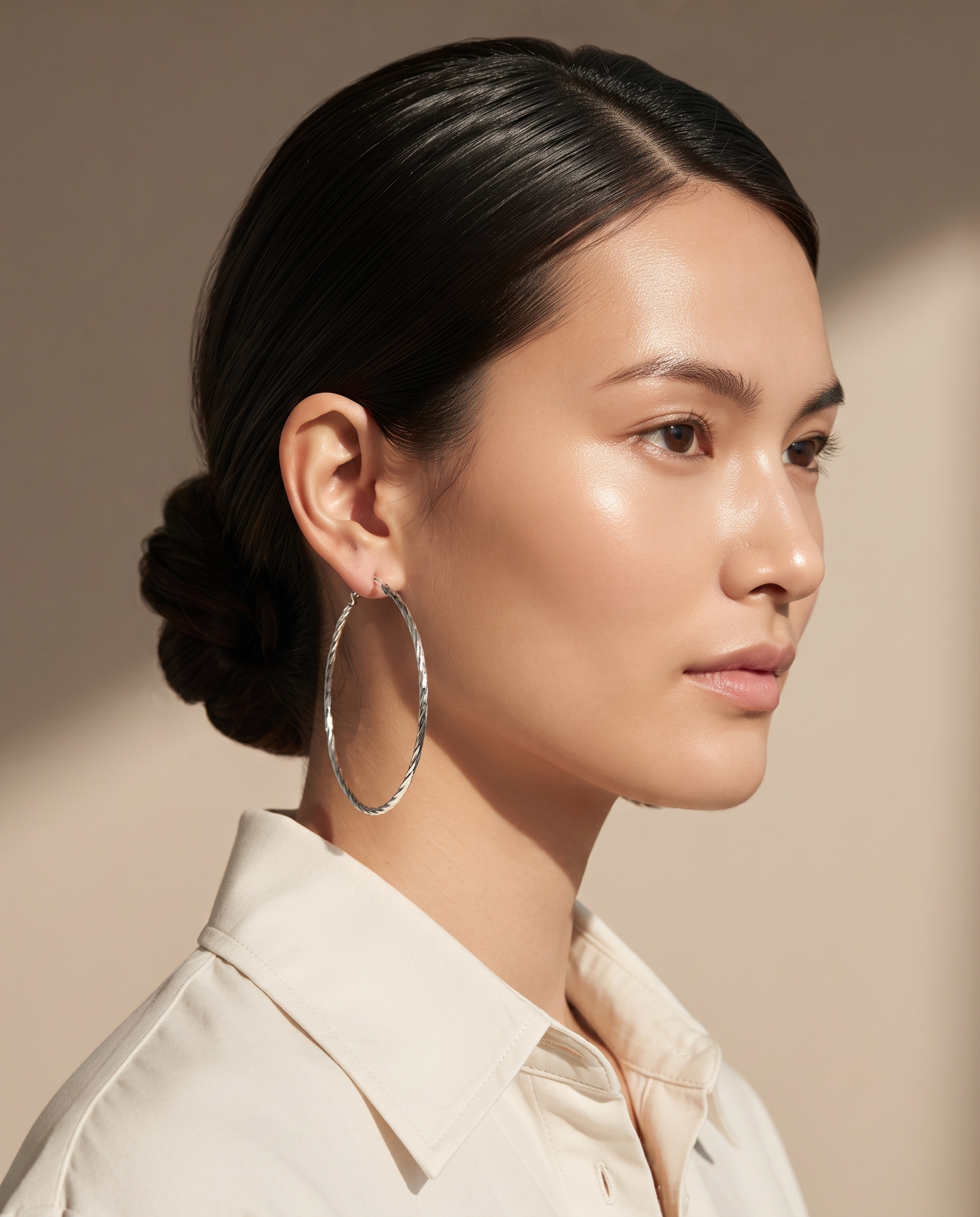 RADIANT HELIX HOOP EARRING