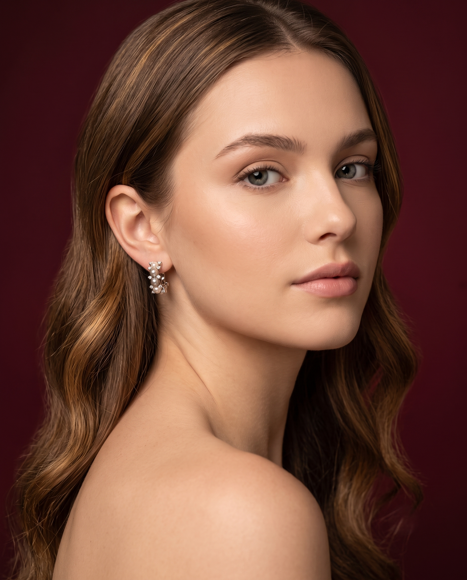 PEARL AURA CLUSTER EARRING