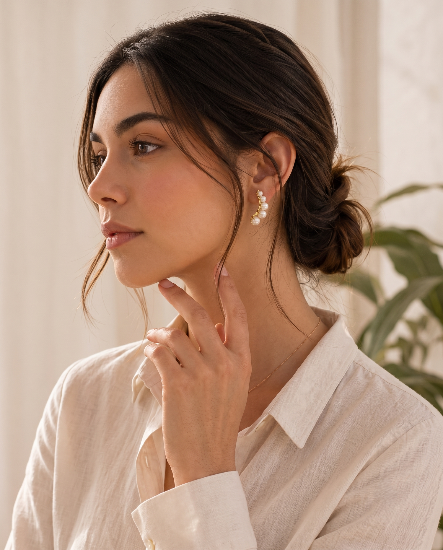 PEARL CASCADE CREST EARRING