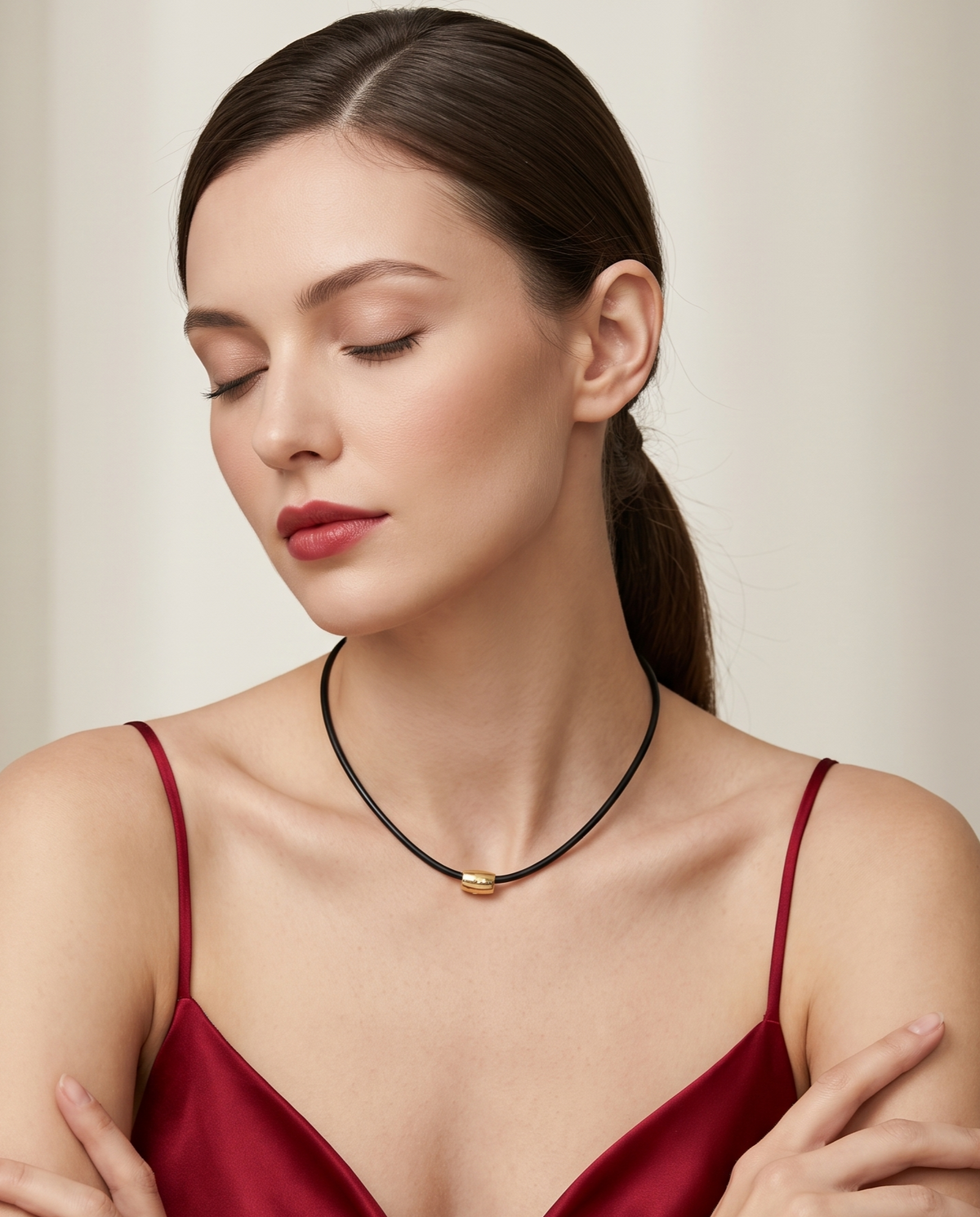SMOOTH BEAD CORD NECKLACE