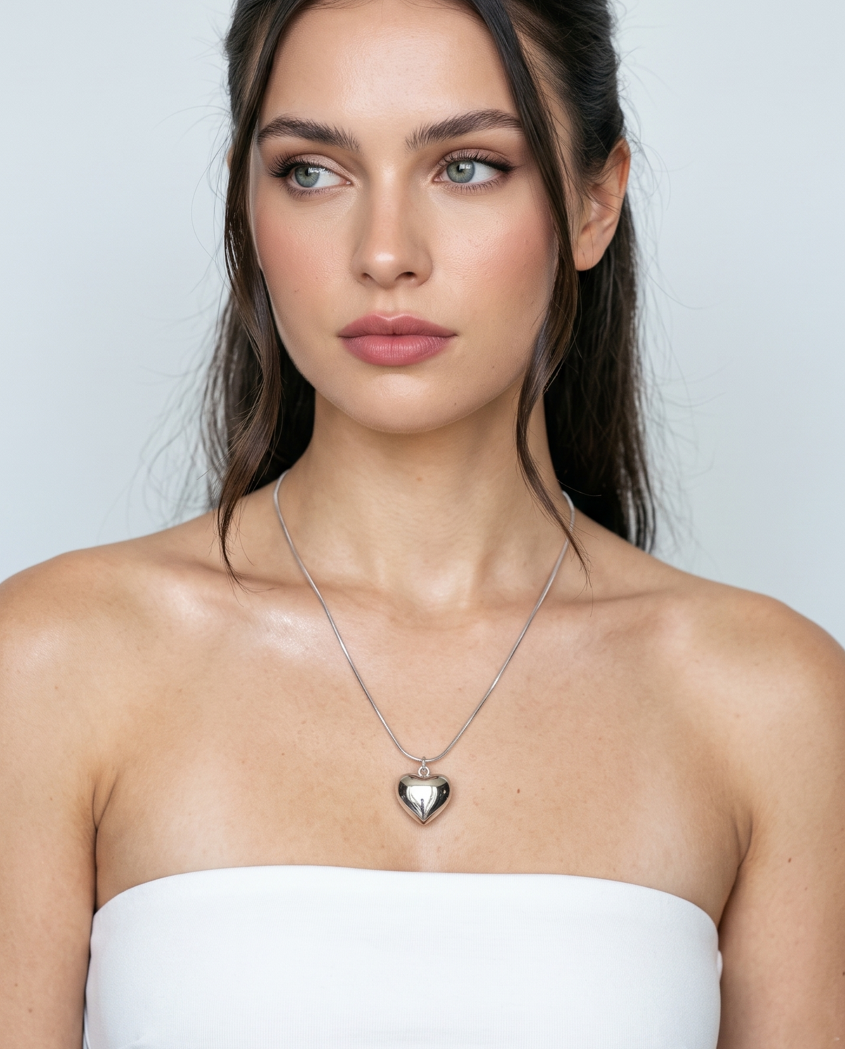 HEART DROP CHAIN PENDANT