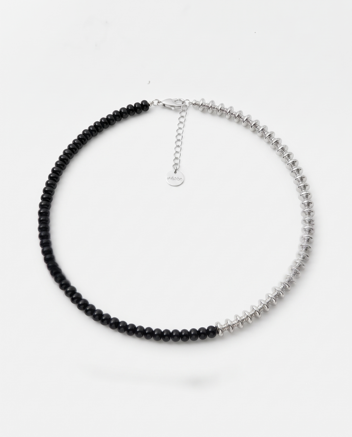 CONTRAST BEAD NECKLACE