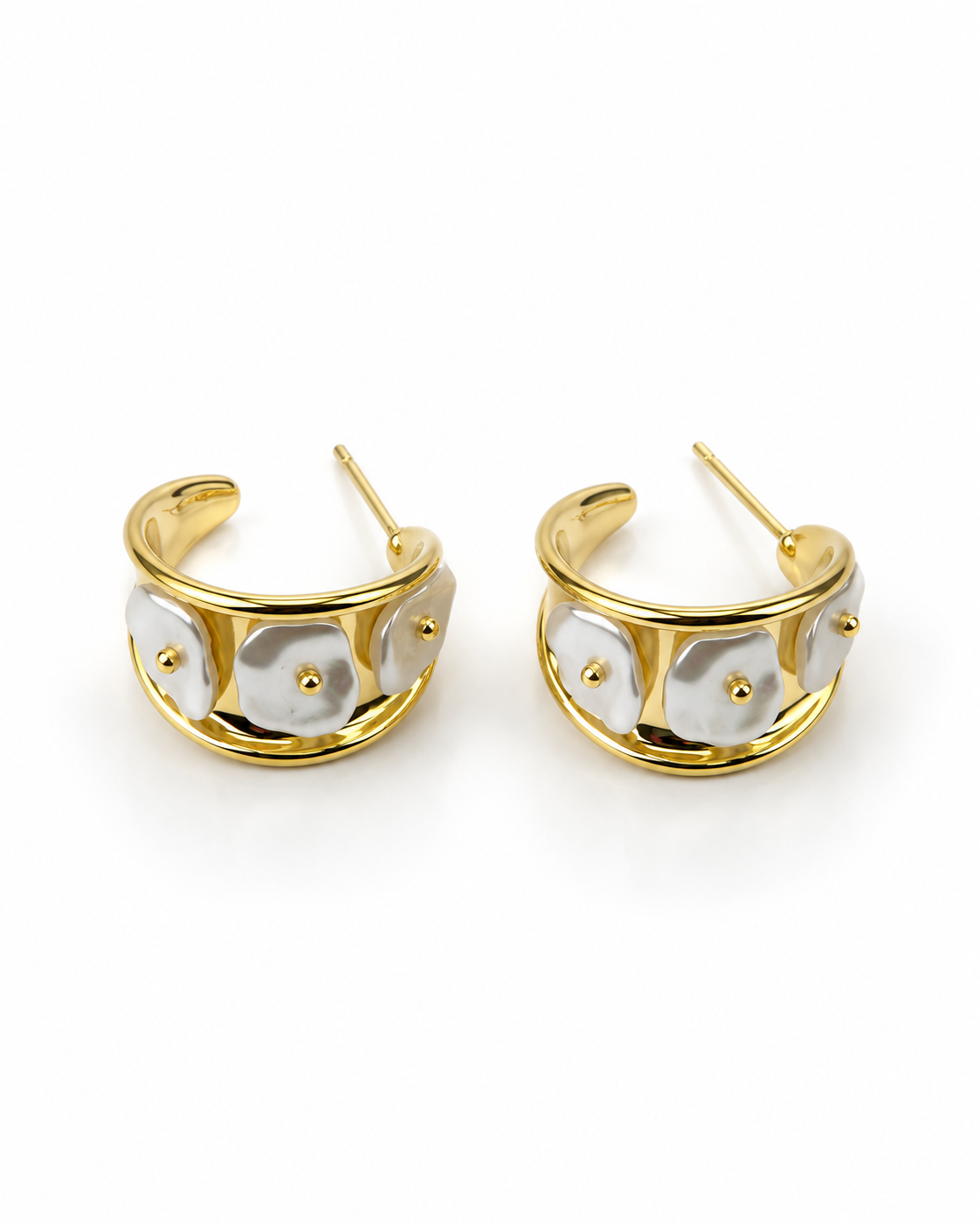 PETAL FRAME HOOP EARRING