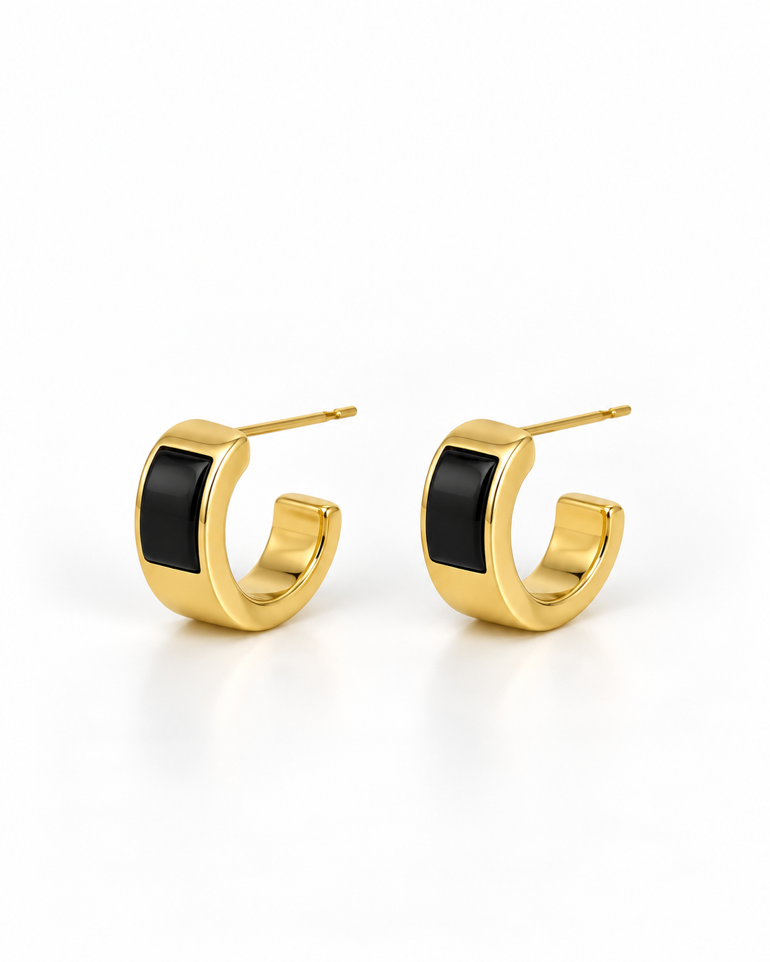 ONYX ENAMEL STATEMENT EARRING