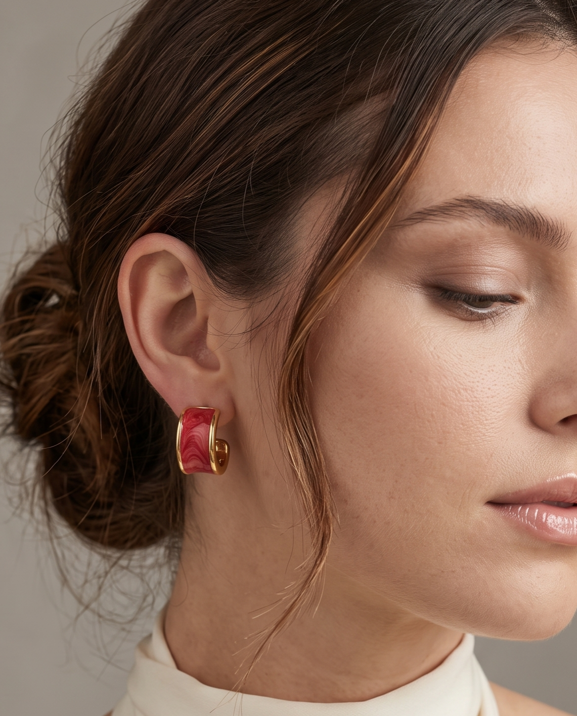VIVIENNE RUBELLE EARRING