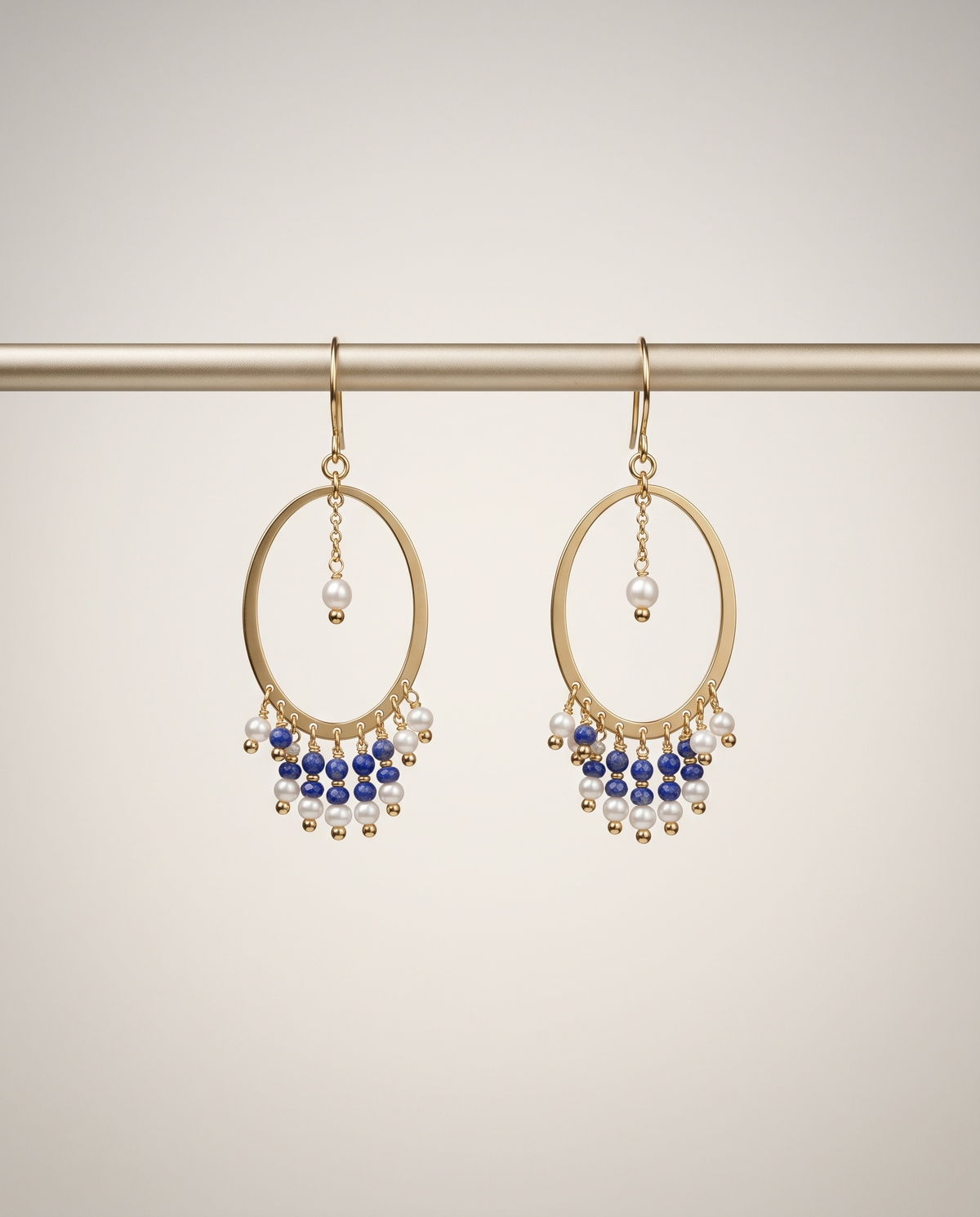 CASSANDRA AZURE EARRING