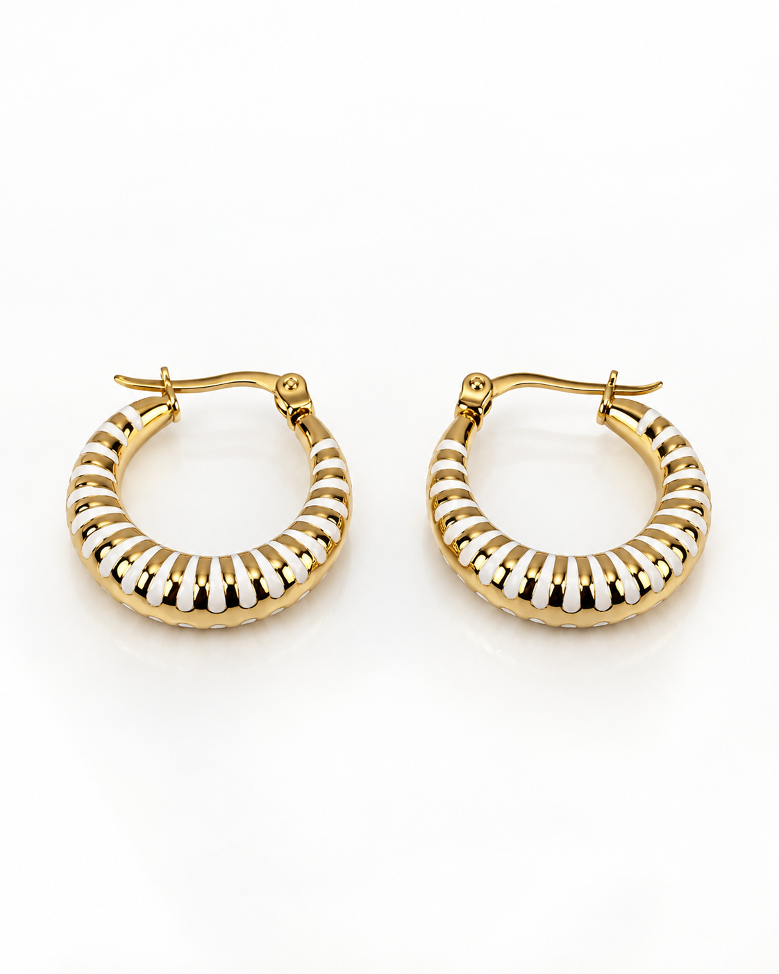 AURELIA SCULPTED HOOPS