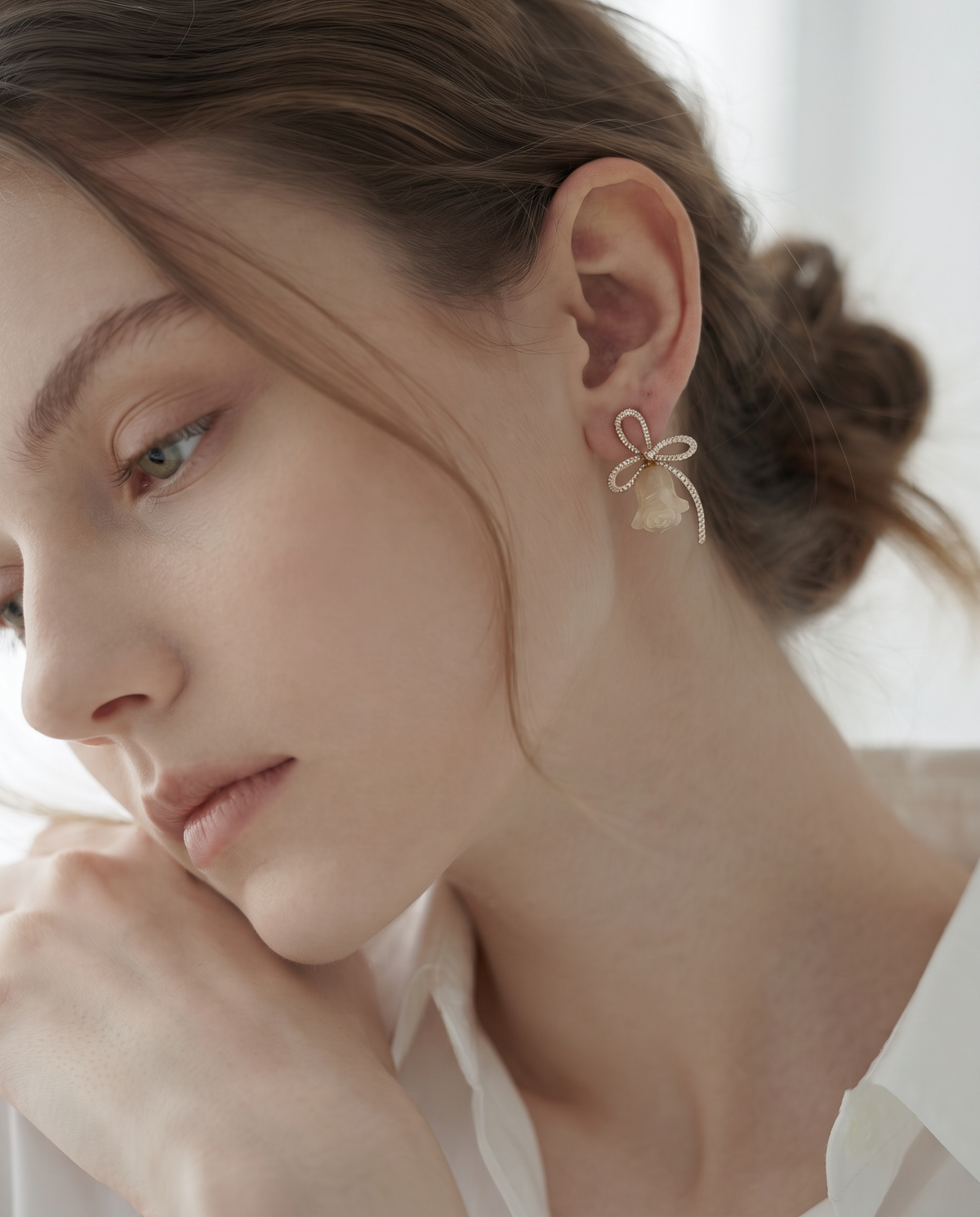 PEACH ROSEBUD ROPE BOW STUD EARRING