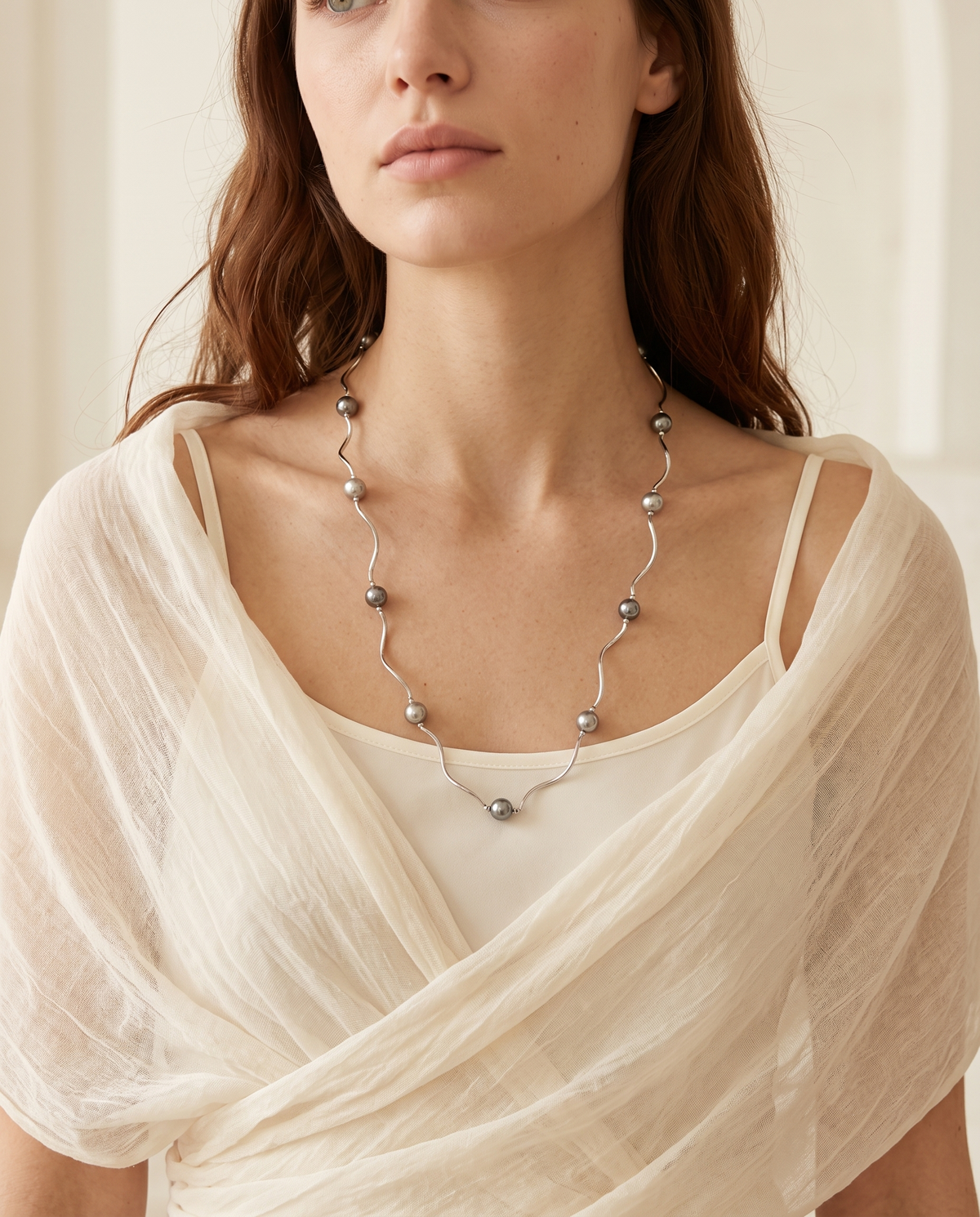 Wave Link Grey Pearl Necklace – view 2
