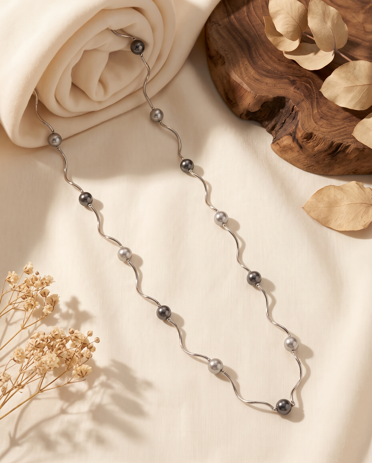 Wave Link Grey Pearl Necklace – view 4