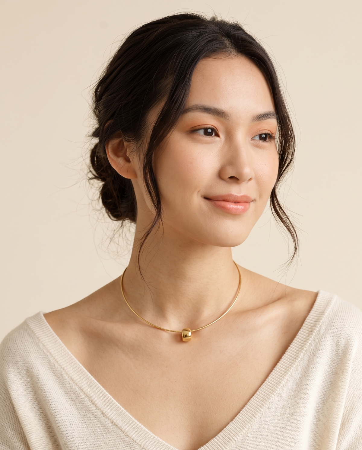 Gold Faceted Chain Barrel Bead Necklace – view 2