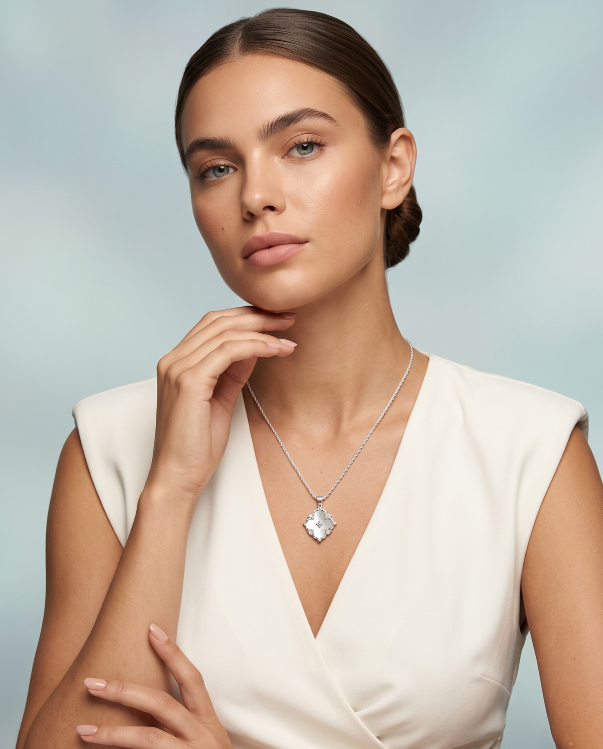 Silver Clover Inlay Pendant Necklace – view 2