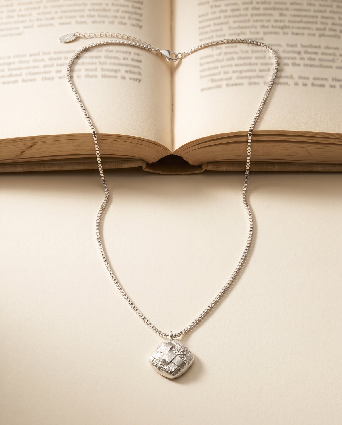 Silver Woven Texture Cushion Pendant Necklace – view 4